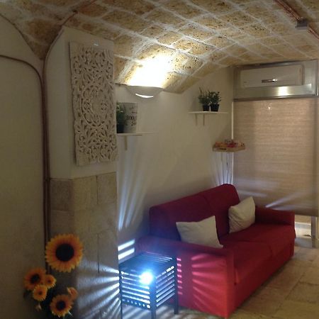 Loft Piccinni Nel Cuore Di Bari Exterior photo