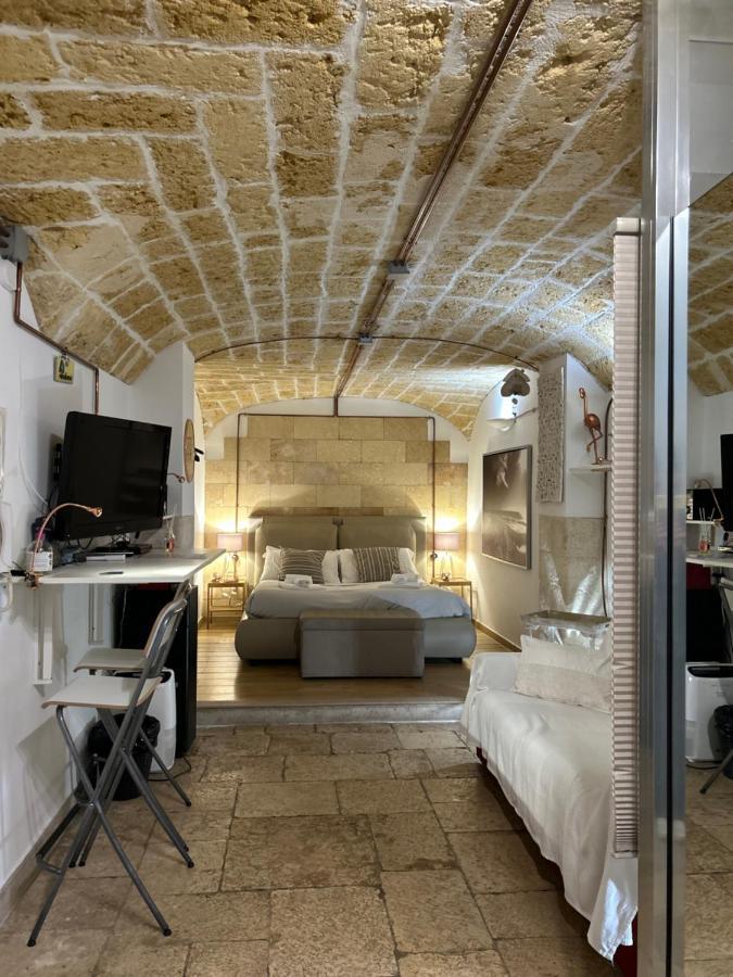 Loft Piccinni Nel Cuore Di Bari Exterior photo